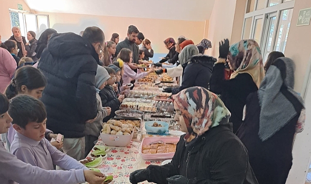 Filistin yararına kermes düzenlendi