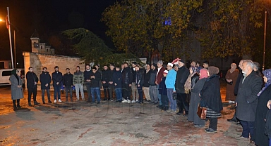 Gazze'deki İnsani Krizi Protesto Ederek Amerika'yı Kınadılar