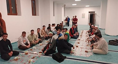 "Gazzeli Kardeşlerimizle İftihar, Gençlerimizle İftar Ediyoruz"  etkinliği yapıldı