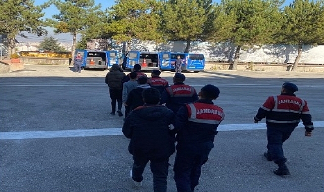 Hırsızlık olaylarına karıştıkları iddiasıyla 3 şüpheli tutuklandı