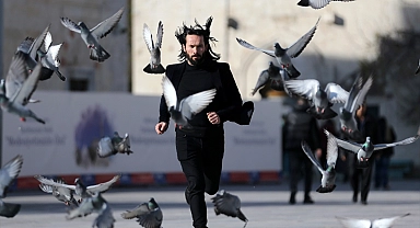 John Wick yöre diliyle Anadolu'yu tanıtıyor