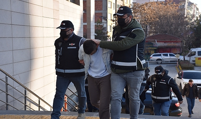 Kaçak ve sahte alkol operasyonunda 4 şüpheli yakalandı