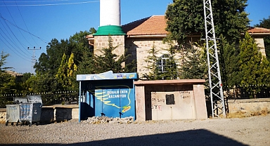 Karaman'da cami bahçesinde erkek cesedi bulundu