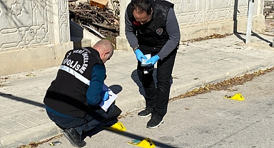 Karaman'da Enişte İki Kayınbiraderini Pompalı Tüfekle Vurdu