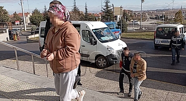 Karaman'da Muhtarında Yaralandığı Bıçaklı Kavgayla İlgili 1 Kadın Tutuklandı