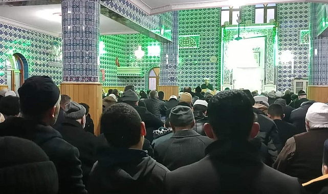 Karaman'da sabah namazı programına yoğun ilgi