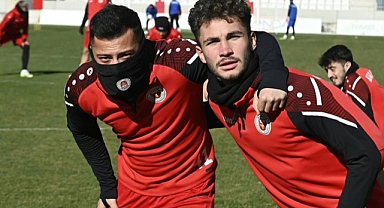 Karaman FK-Iğdır FK maçının hazırlıklarını sürdürüyor