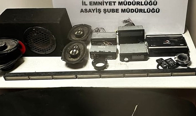 Otodan hırsızlık şüphelisi 3 kişi tutuklandı