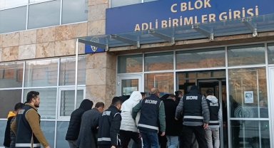 Sahte kimlikle SRC sınavına giren 21 kişi yakalandı
