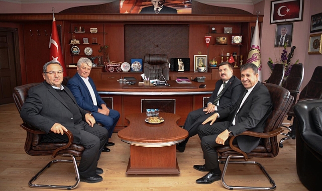 Vali Sarıibrahim'den STK ziyareti