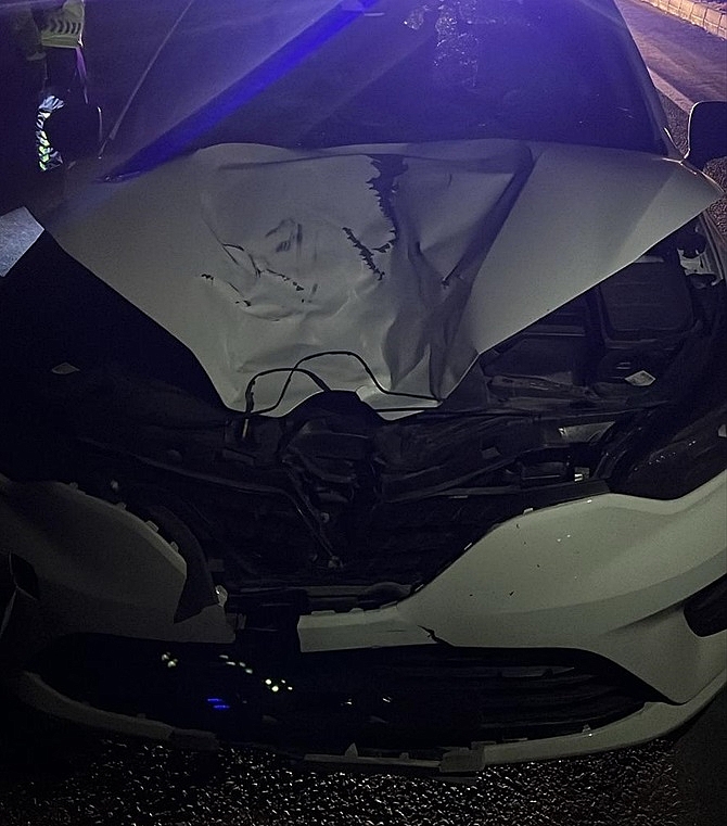 Yolun karşısına geçmeye çalışırken otomobilin çarptığı yaya öldü
