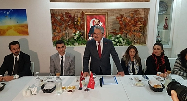 CHP Adayı Sertçelik Gazetecilerle Buluştu  "BİZ KAZANACAĞIZ, KARAMAN'DA SOSYAL BELEDİYECİLİK, HALKÇI BELEDİYECİLİK YAPACAĞIZ"