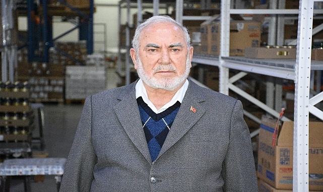 Eczacı kalfası olarak başladığı iş hayatında 66 yılı geride bıraktı