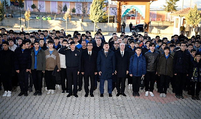 Eğitim Camiası, Şehitlerimiz İçin Tek Yürek Oldu