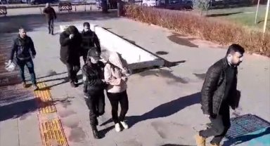 Fuhuş operasyonunda 3 zanlı yakalandı