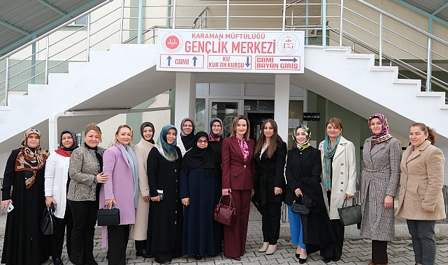 Kadınlarımız Huzur Derslerinde Buluşuyor