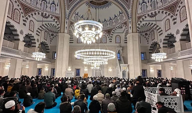 Karaman'da Sabah Namazı Coşkusu