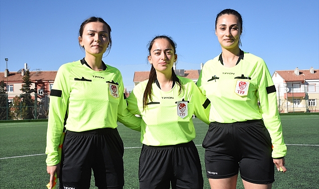 Karaman'daki kadın futbol hakemlerinin hedefi Süper Lig'de görev almak
