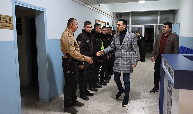 Kaymakam Kaya, Yılbaşı Gecesi Görevde olan personeli yalnız bırakmadı
