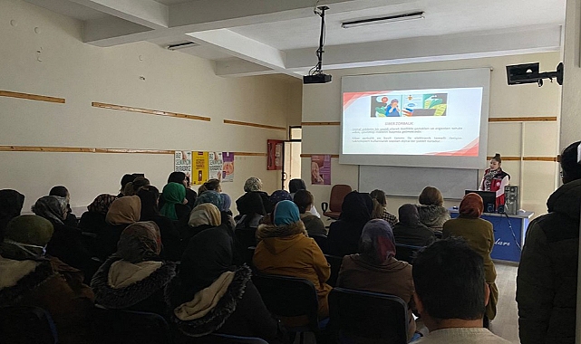 Kursiyerlere ‘Dijital Şiddet’ Konulu Eğitim