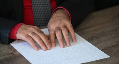 Okuryazar görme engelliler noter işlemlerini imzalarına tanık göstermeden yapabilecek