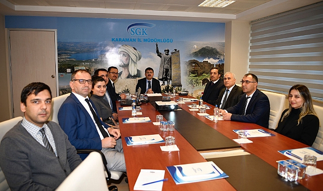 Vali Sarıibrahim Sosyal Güvenlik Kurumu İl Müdürlüğünü Ziyaret Etti