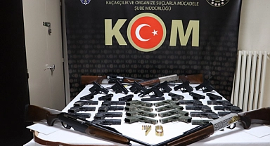 Silah Kaçakçıları Polisin takibinden kaçamadı