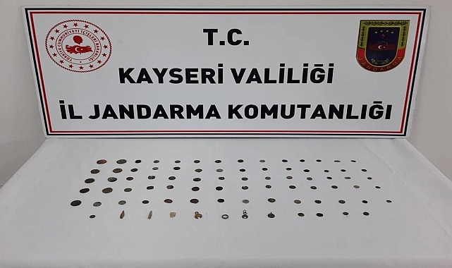 Tarihi eser niteliğinde 75 sikke ve 7 obje ele geçirildi