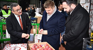 Vali Sarıibrahim Erikçi Gıda Elma Depolama ve Paketleme Tesislerini Ziyaret Etti