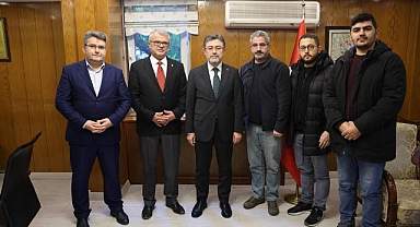 Bakan Yumaklı’ya yerel gazetelerin ilan sıkıntısı anlatıldı 