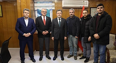 Bakan Yumaklı’ya yerel gazetelerin ilan sıkıntısı anlatıldı 