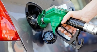 Benzine de bu gece zam geliyor