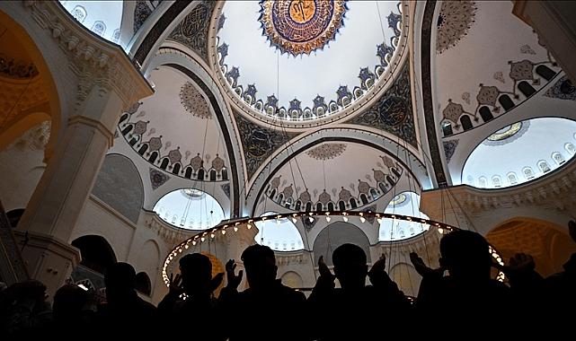 Berat Kandili yarın idrak edilecek