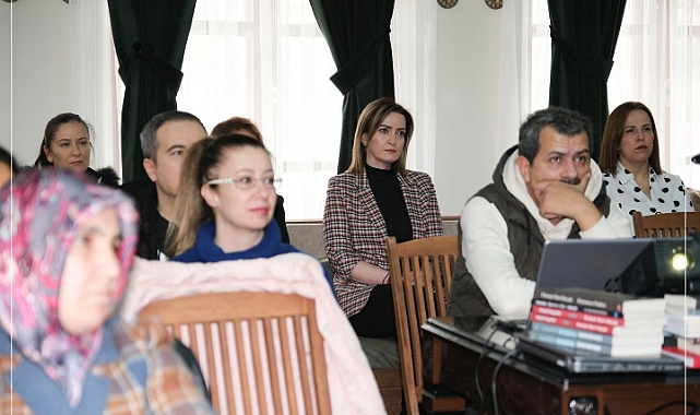 "Çocuk Yetiştirmede Farkındalık ve Ben Olmak" Konulu Seminer Verildi