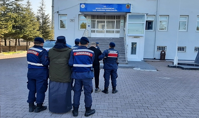 DEAŞ operasyonunda 2 zanlı yakalandı