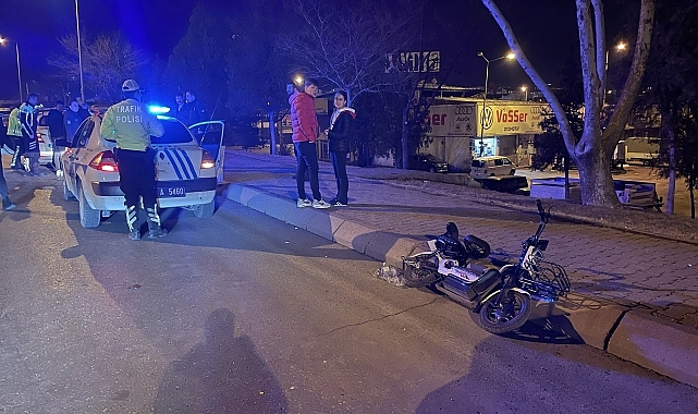 Hafif ticari aracın çarptığı elektrikli bisikletin sürücüsü yaralandı