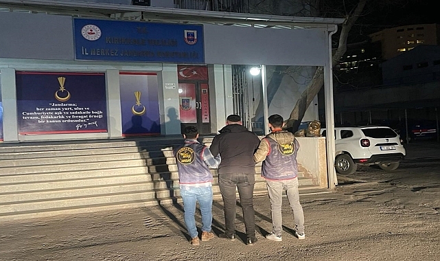 Kara yolları tabelasına ateş eden zanlı yakalandı