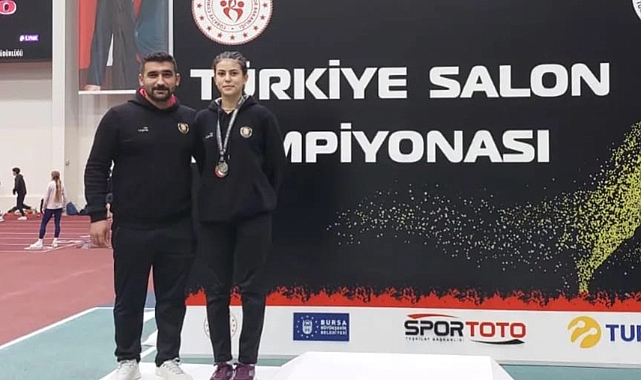 Karaman Atletizm Takımı Bursa’dan Madalyalarla Döndü