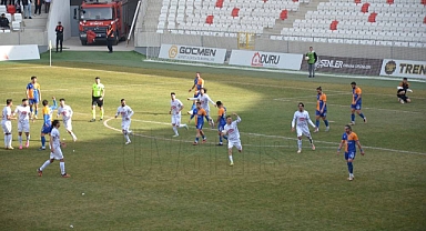 Karaman FK Evinde 3 Puanı Kaçırdı: 2-2