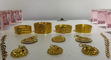 Kuyumculara sahte altın satmakla suçlanan 3 kişi tutuklandı