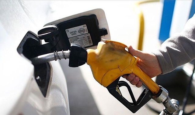 Motorine zam geldi, Karaman'da motorin 45 lirayı aştı