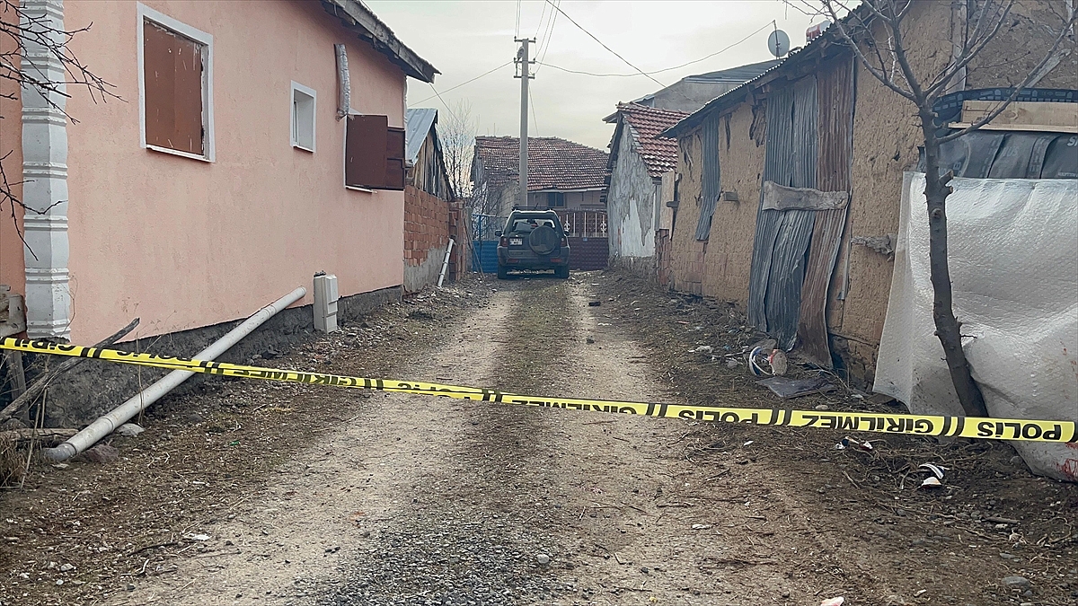Muhtarın bıçakladığı muhtar adayı hayatını kaybetti