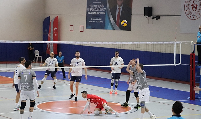 TVF Erkekler 2. Lig yarı final etabı nefesleri kesti