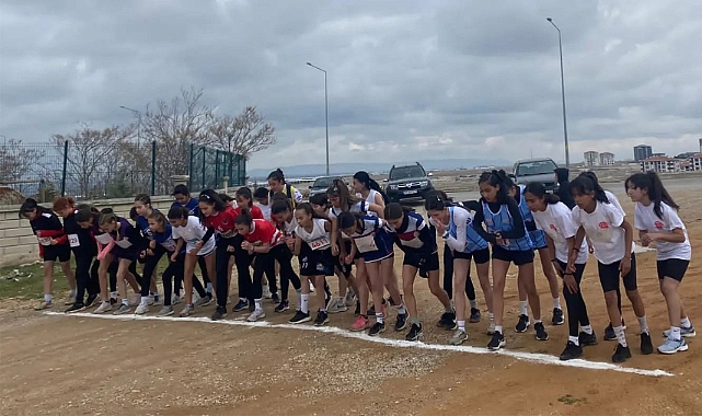 Atletizm Geliştirme Grup yarışmaları Karaman'da yapıldı