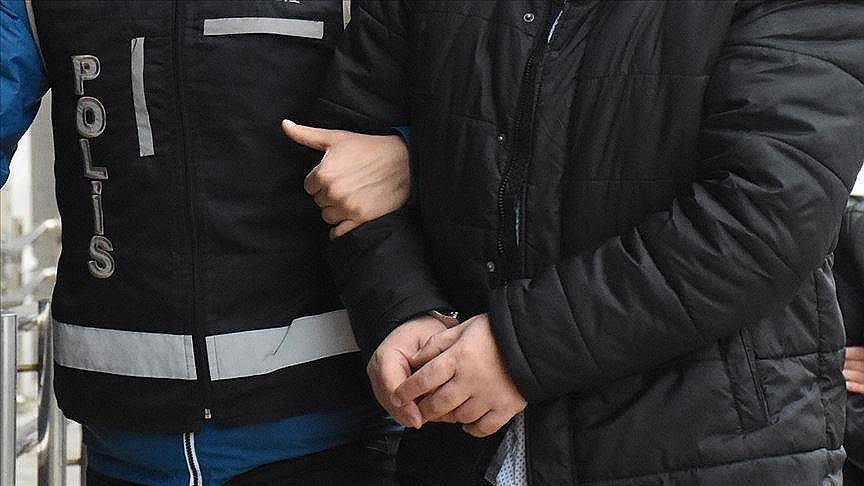 Aynı gün 5 farklı olayda, 6 kişiyi yaralayan 16 yaşındaki şüpheli yakalandı