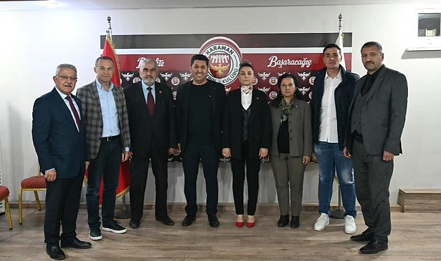 Belediye Başkan adayları Karaman FK'nın iftarında buluştu