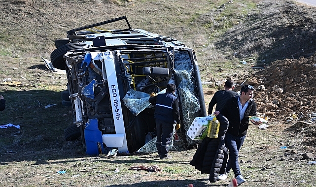 Belediye otobüsünün şarampole devrilmesi sonucu 16 kişi yaralandı