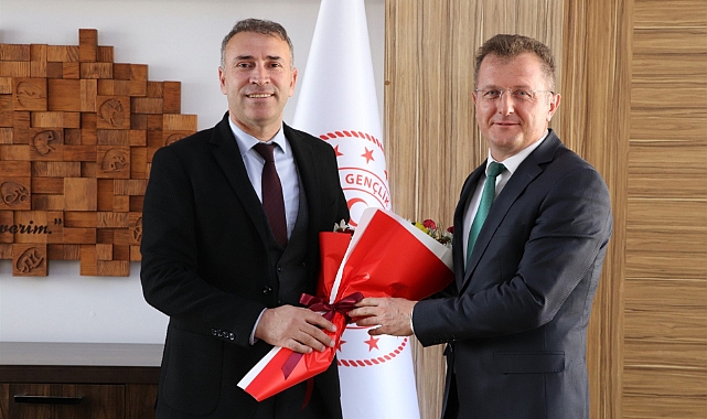 Gençlik ve Spor İl Müdürü Mustafa Karadeniz Görevi Devraldı