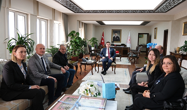 Kanser Birimi Çalışanlarından Farkındalık Ziyareti