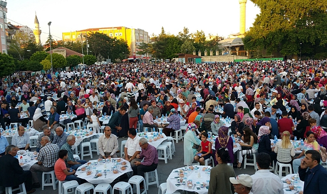 Kardeşlik İftarına Davetlisiniz